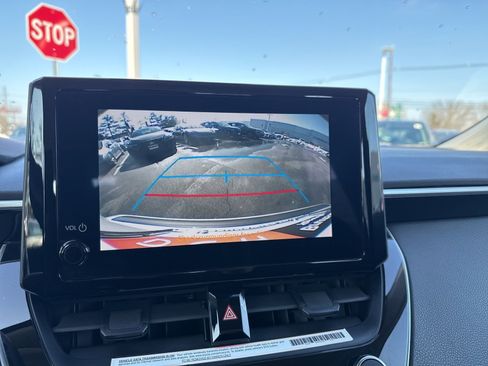 Used 2024 Toyota Corolla LE image 20