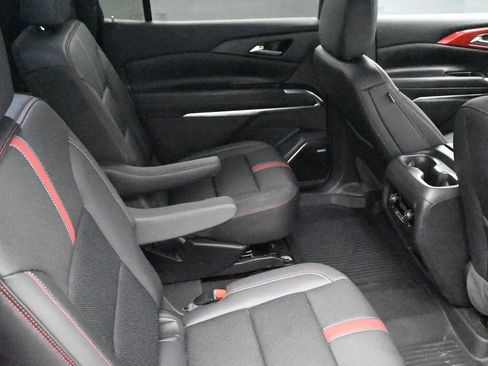 Used 2024 Chevrolet Traverse RS w/ LPO, Floor Liner Package AWD/4WD image 11