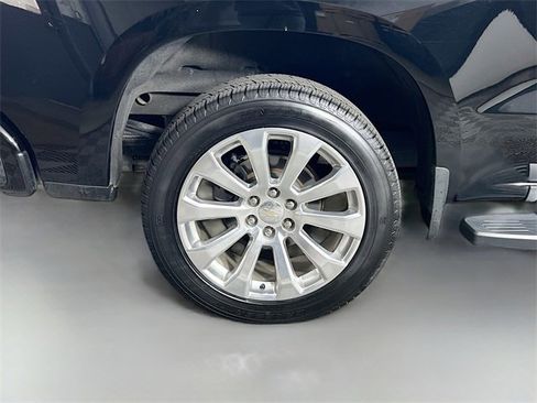 Used 2022 Chevrolet Silverado 1500 High Country image 40