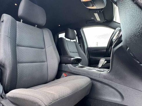 Used 2019 Jeep Grand Cherokee Laredo AWD/4WD image 27