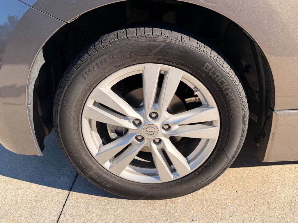 Used 2015 Nissan Quest SL w/ Bose Package FWD image 18