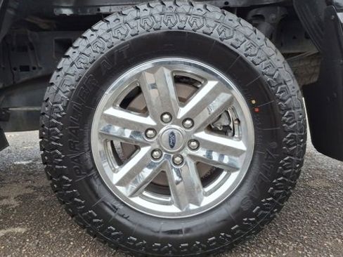 Used 2021 Ford F150 XLT image 15