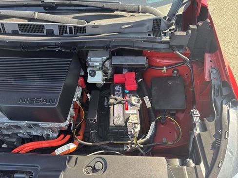 Used 2019 Nissan Leaf SL w/ SL Technology Package image 29