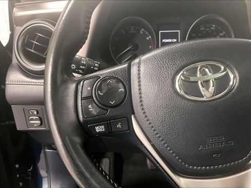 Used 2018 Toyota RAV4 XLE image 23