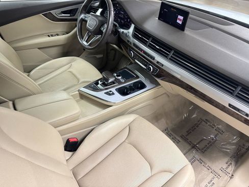 Used 2019 Audi Q7 2.0T Premium Plus w/ Premium Plus Package AWD/4WD image 16