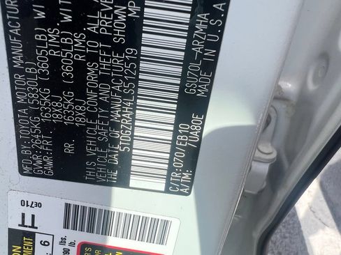 Certified 2020 Toyota Highlander XLE FWD image 7