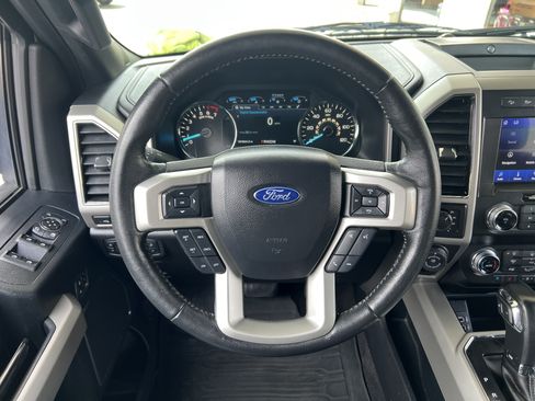 Used 2020 Ford F150 Lariat w/ Equipment Group 502A Luxury AWD/4WD image 21