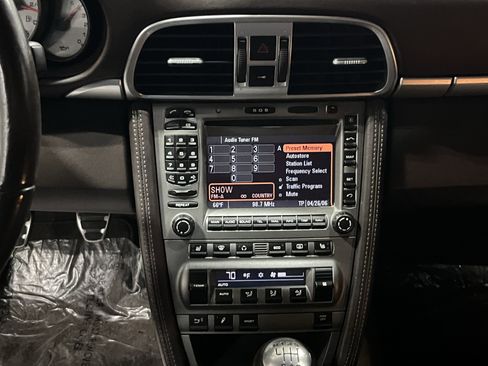 Used 2007 Porsche 911 Carrera 4S image 17