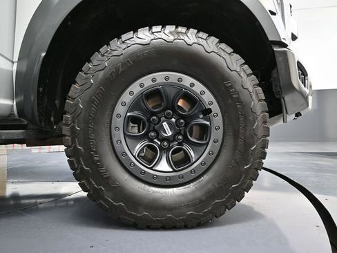 Used 2023 Ford F150 Raptor w/ Raptor Carbon Fibre Package image 16