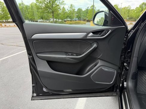 Used 2017 Audi Q3 2.0T Prestige w/ Prestige Package image 10