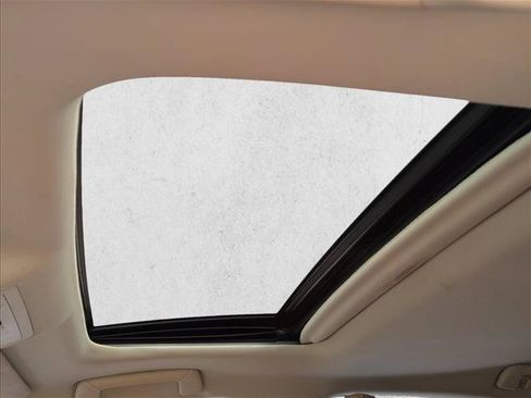 Used 2018 Lexus ES 350 w/ Luxury Package w/Wood Trim FWD image 24