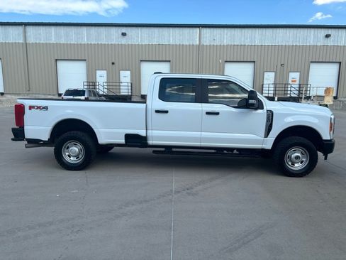 Used 2023 Ford F250 XL w/ XL Off-Road Package AWD/4WD image 2