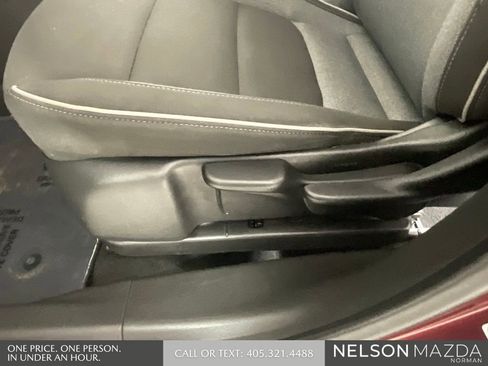 Used 2024 Chevrolet TrailBlazer LT w/ Driver Confidence Package FWD image 25