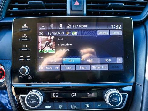 Used 2021 Honda Insight EX image 16