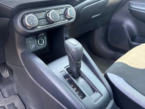 Used 2025 Nissan Versa S w/ Trunk Package FWD image 21