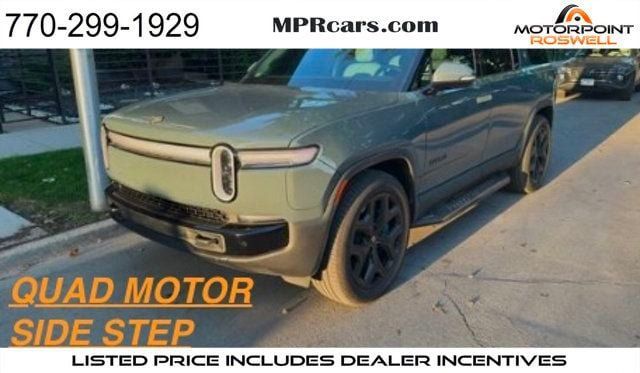 Used 2026 Rivian R1S Premium Quad AWD/4WD image 1