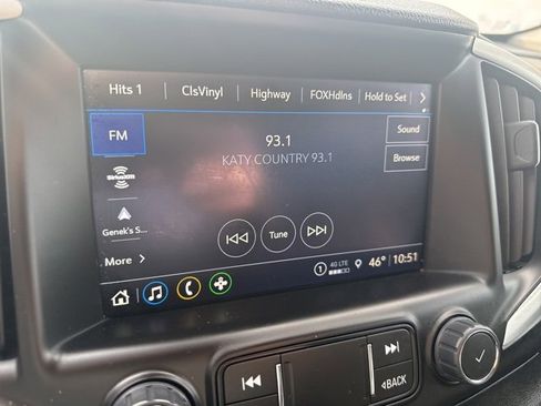 Used 2023 GMC Terrain SLT image 30