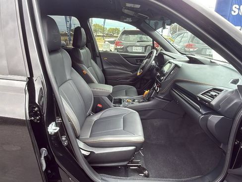 Used 2025 Subaru Forester Wilderness AWD/4WD image 16
