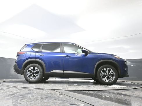 Used 2023 Nissan Rogue SV image 25
