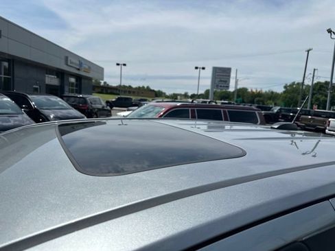Used 2023 GMC Canyon Denali AWD/4WD image 5