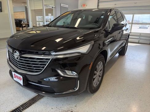 Used 2024 Buick Enclave Essence w/ Trailering Package, 5000 lbs. AWD/4WD image 4