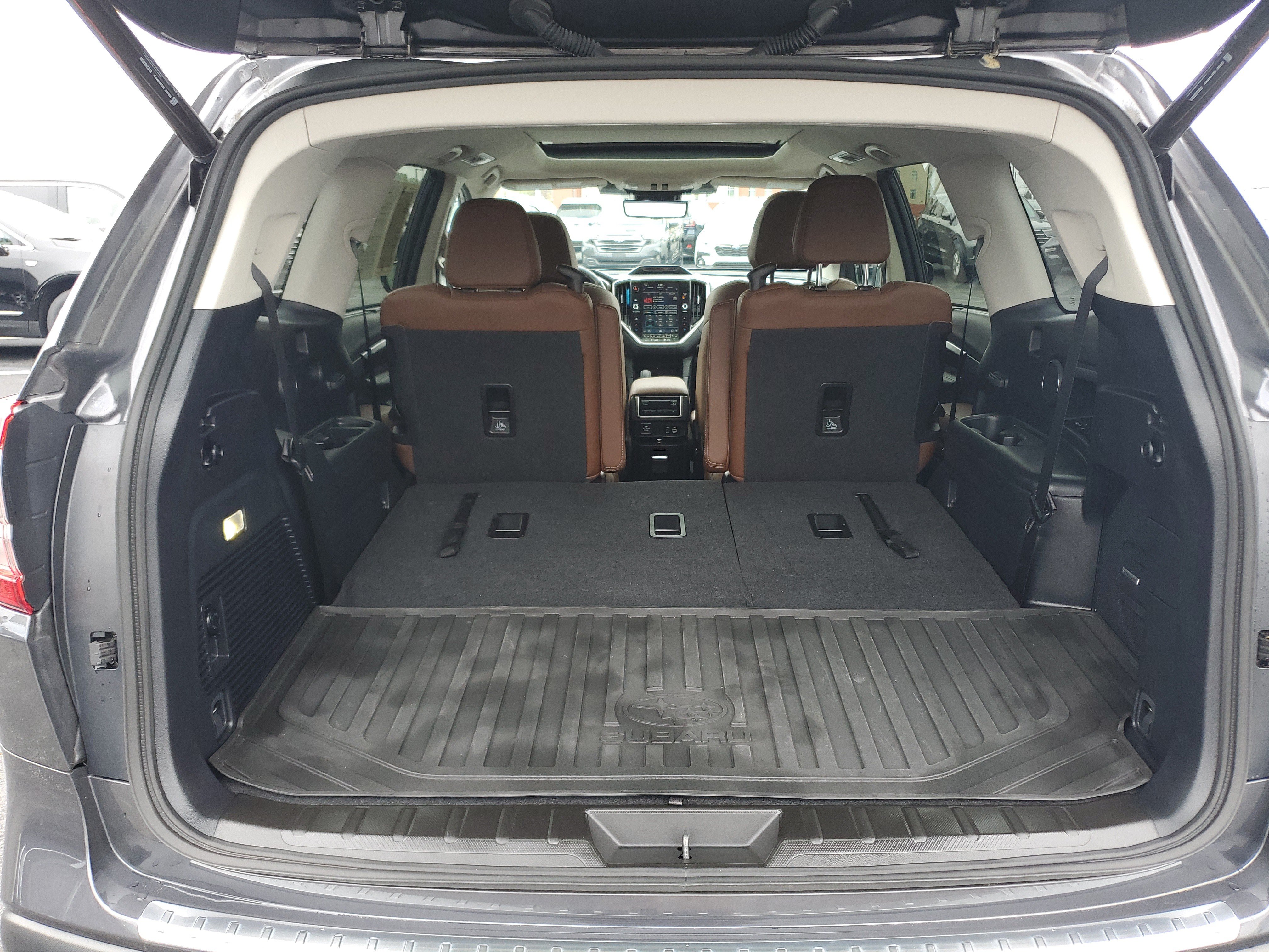 Used 2026 Subaru Ascent Touring AWD/4WD image 9