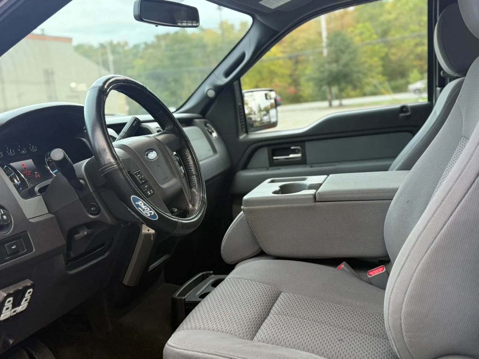 Used 2012 Ford F150 XLT w/ XLT Chrome Pkg AWD/4WD image 11