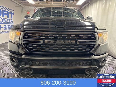 Used 2023 RAM 1500 Big Horn AWD/4WD image 3