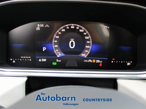Certified 2025 Volkswagen Taos SE AWD/4WD image 12