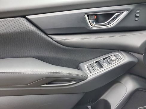 Certified 2025 Subaru Ascent Limited w/ Popular Package #1 image 22