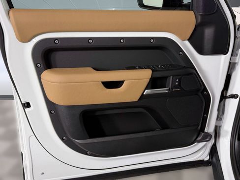 New 2026 Land Rover Defender 110 S AWD/4WD image 12