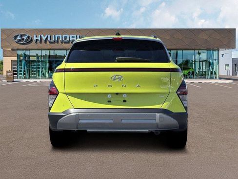 New 2026 Hyundai Kona Limited FWD image 6