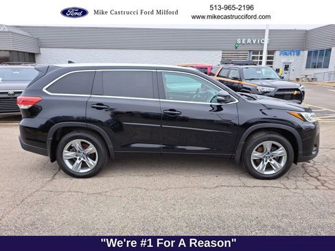 Used 2019 Toyota Highlander Limited image 6