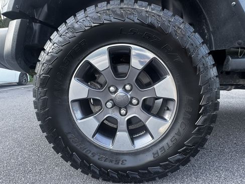 Used 2022 Jeep Wrangler Unlimited Rubicon AWD/4WD image 18