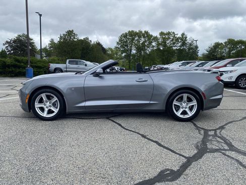 Used 2022 Chevrolet Camaro LT image 4