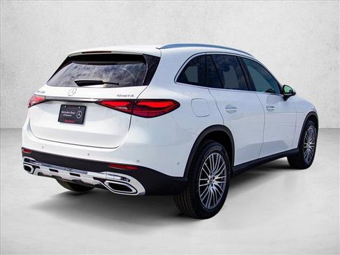 New 2026 Mercedes-Benz GLC 300 4MATIC image 5
