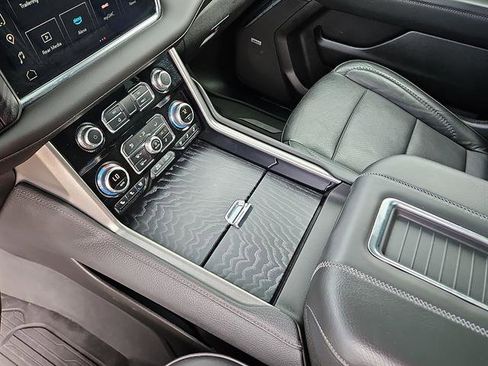 Certified 2023 GMC Yukon Denali w/ Denali Reserve Package image 20