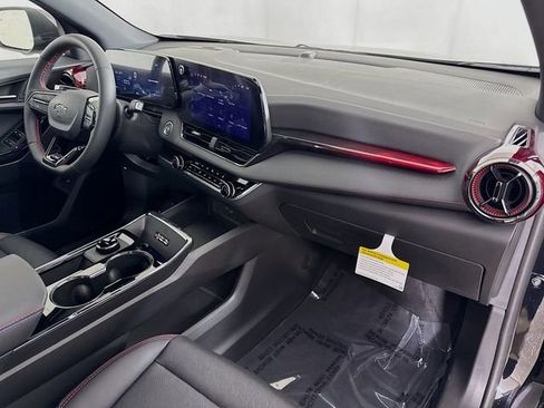 New 2026 Chevrolet Equinox RS image 30