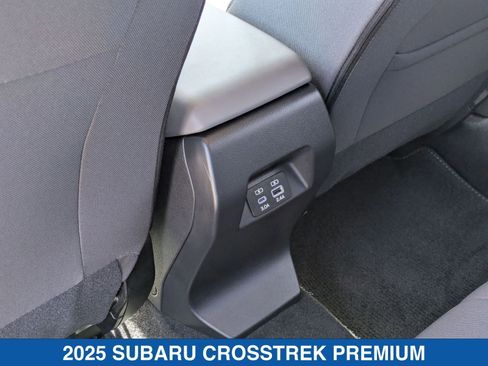 Certified 2025 Subaru Crosstrek 2.0i Premium image 31
