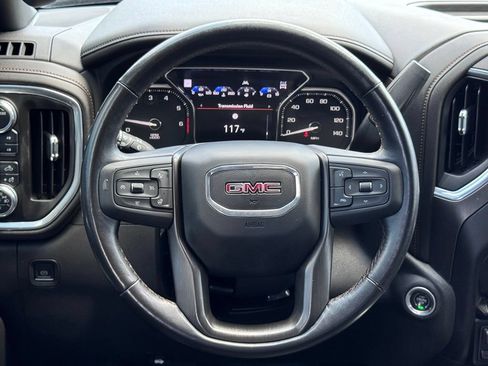 Used 2022 GMC Sierra 1500 AT4 w/ AT4 Premium Package AWD/4WD image 9