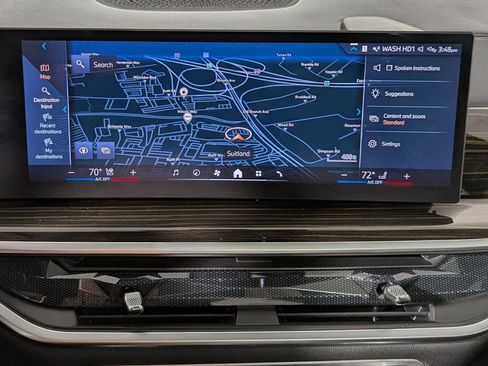 Certified 2024 BMW X6 xDrive40i w/ Premium Package image 23