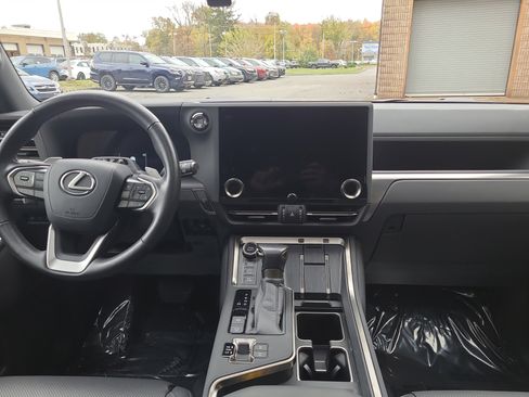 Used 2024 Lexus GX 550 GX 550 Overtrail+ image 19
