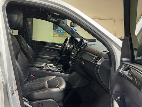 Used 2019 Mercedes-Benz GLS 450 4MATIC image 16