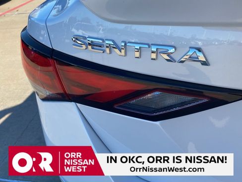 New 2025 Nissan Sentra SR image 10