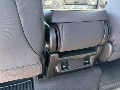 Used 2021 Chevrolet Silverado 1500 Custom AWD/4WD image 19