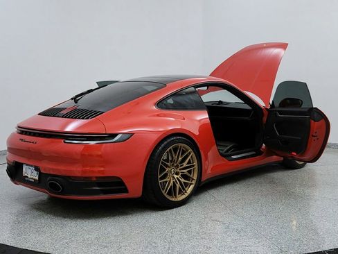 Used 2021 Porsche 911 Carrera 4S image 11