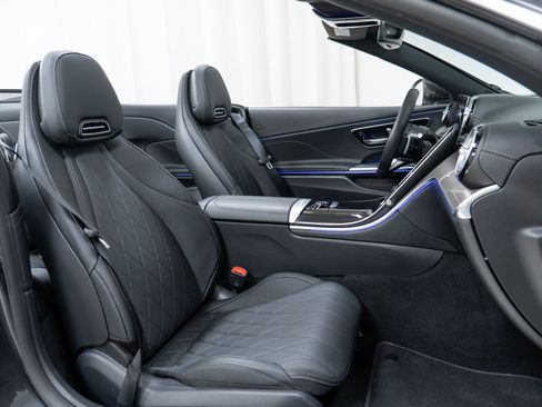 Certified 2024 Mercedes-Benz CLE 450 4MATIC Cabriolet image 23