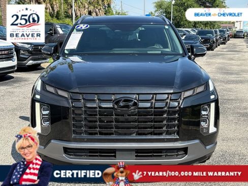 Used 2024 Hyundai Palisade Limited FWD image 3