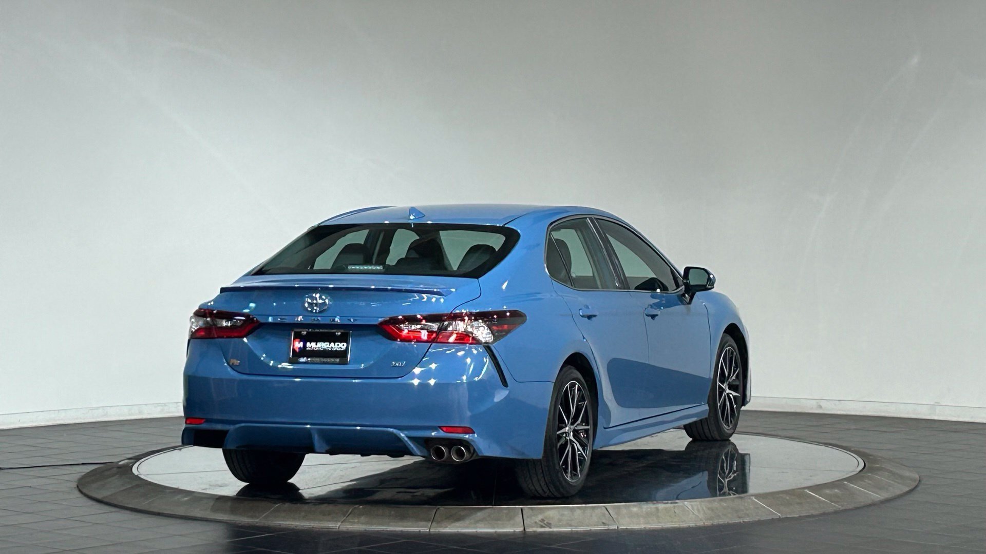Used 2024 Toyota Camry SE w/ Convenience Package FWD image 10
