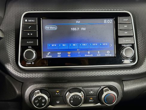 Used 2021 Nissan Kicks S FWD image 16